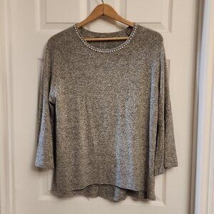Coin 1804 Los Angeles Grey Trumpet Sleeve Sweater With Pearl Accents